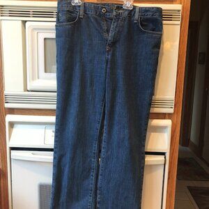 Eddie Bauer Women's Natural Straight Leg Jeans Navy 8S
